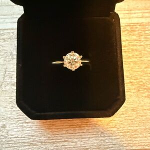 GRA Moissanite Silver Engagement Ring Round VVS1 D Excellent Cut Certified